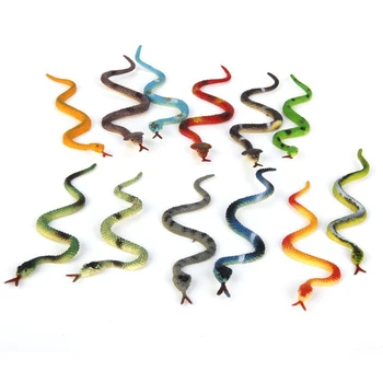 Пластиковая игрушка-модель рептилии животного змеи 12шт разноцветная